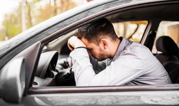 Assurance auto résiliée pour non-paiement : que faire ensuite ?