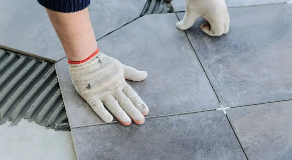 Garantie décennale carrelage : que couvre t-elle ?